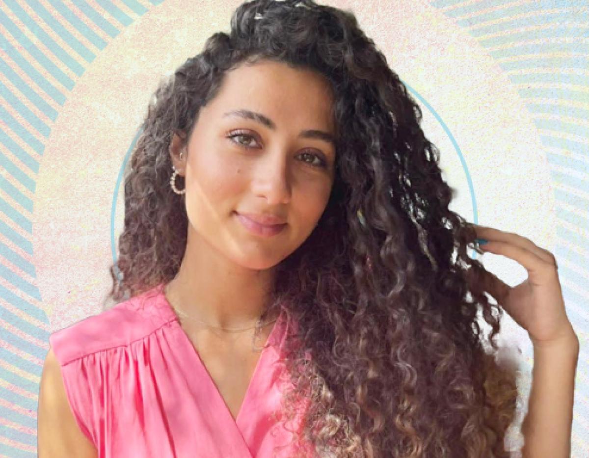 סטודנטית משפיעה